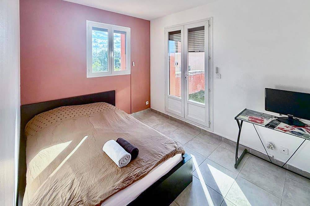 Hermosa casa de 4 dormitorios en Rognac in Rognac, Istres region