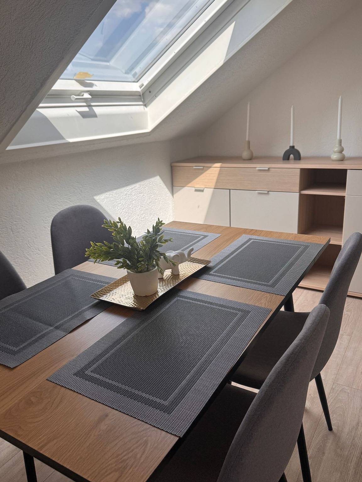 Ganze Wohnung, Ferienwohnung Hirsch Villingen mit Gemeinschaftsgarten und Wlan in Villingen-Schwenningen, Mittlerer Schwarzwald