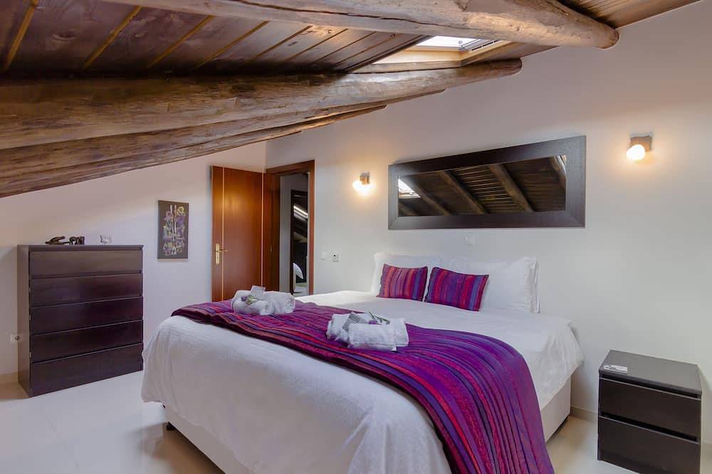 Luxusvilla in geschütztem Reservat-Privater Infinity-Swimmingpool mit Flussblick in São Bartolomeu de Messines, Faro Distrikt