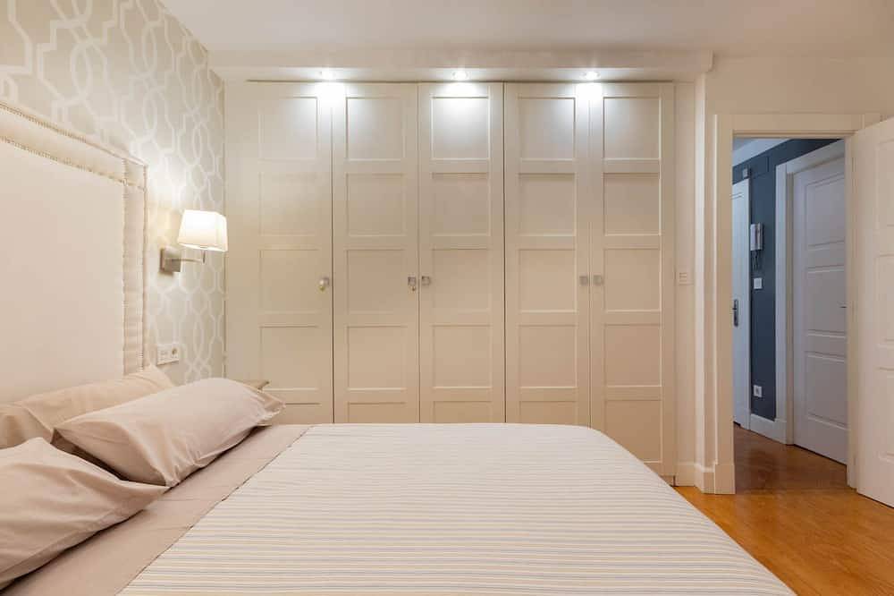 Entire apartment, Beautiful luxury apartment with Wifi in Bilbao, Bizkaia