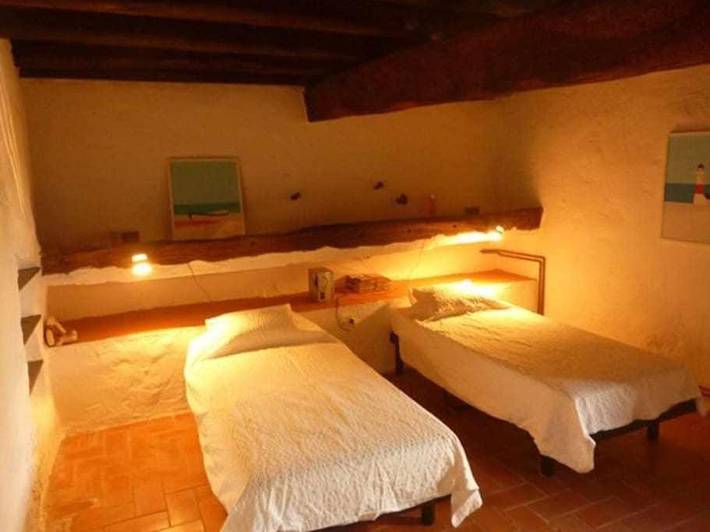 Location de vacances pour 8 personnes, avec terrasse et piscine à Bellcaire d'Empordà - 3