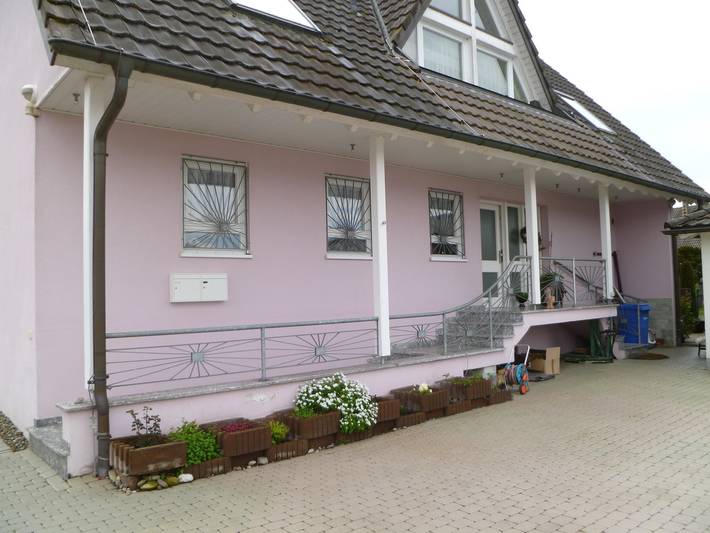 Ferienwohnung für 2 Personen, mit Terrasse und Garten sowie Sauna in Reichenau