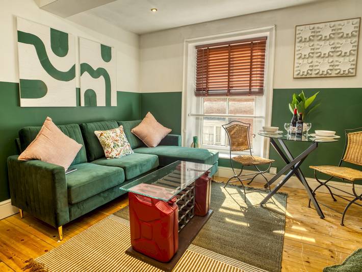 Apartment for 2 people in Lincoln
