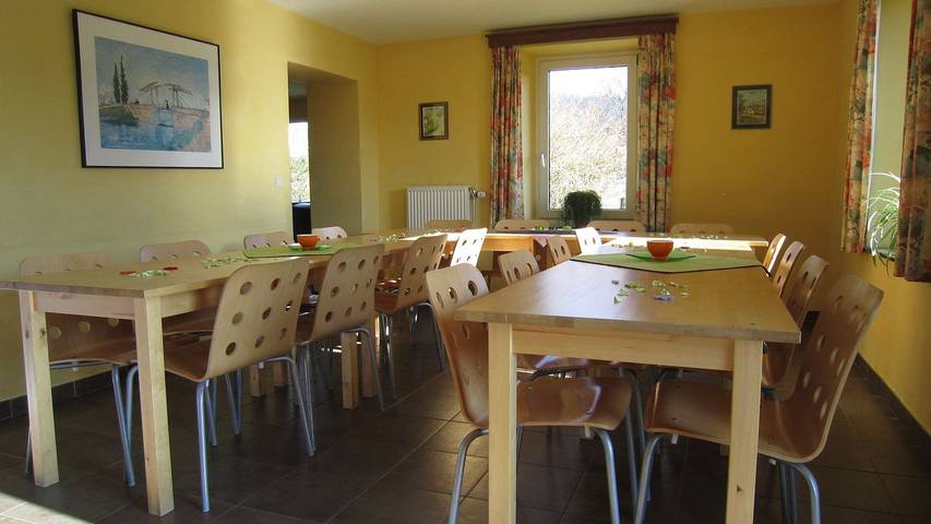 Location de vacances pour 18 personnes, avec sauna et jardin dans Petit-Thier - 2