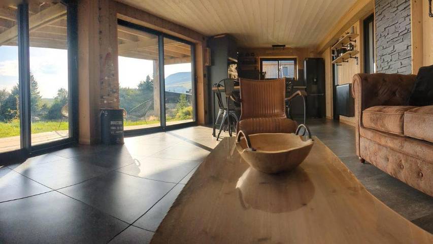 Location de vacances pour 12 personnes, avec jacuzzi et jardin dans Lac Pavin - 4