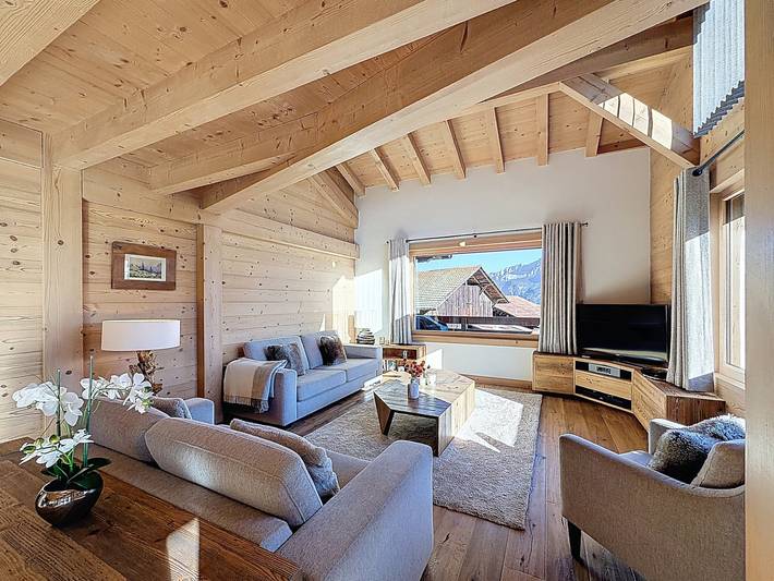 Gîte pour 6 personnes, avec Balcon ainsi que Terrasse et Jardin dans Office De Tourisme De Combloux