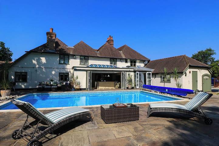 Maison de vacances pour 11 personnes, avec jardin et piscine, animaux acceptés - 1