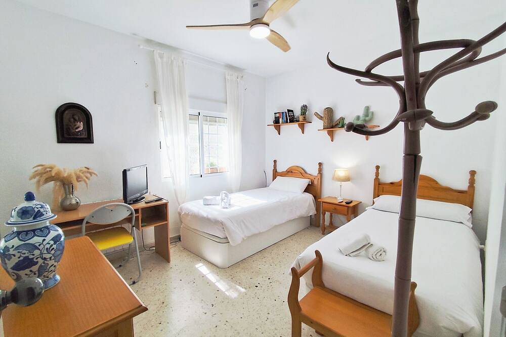 Semi-detached villa with large terrace with Bbq and private pool in Mar Menor, Costa Cálida