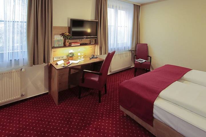 Ganze Wohnung, Doppelzimmer Du/Wc in Ziesar, Mittelmark
