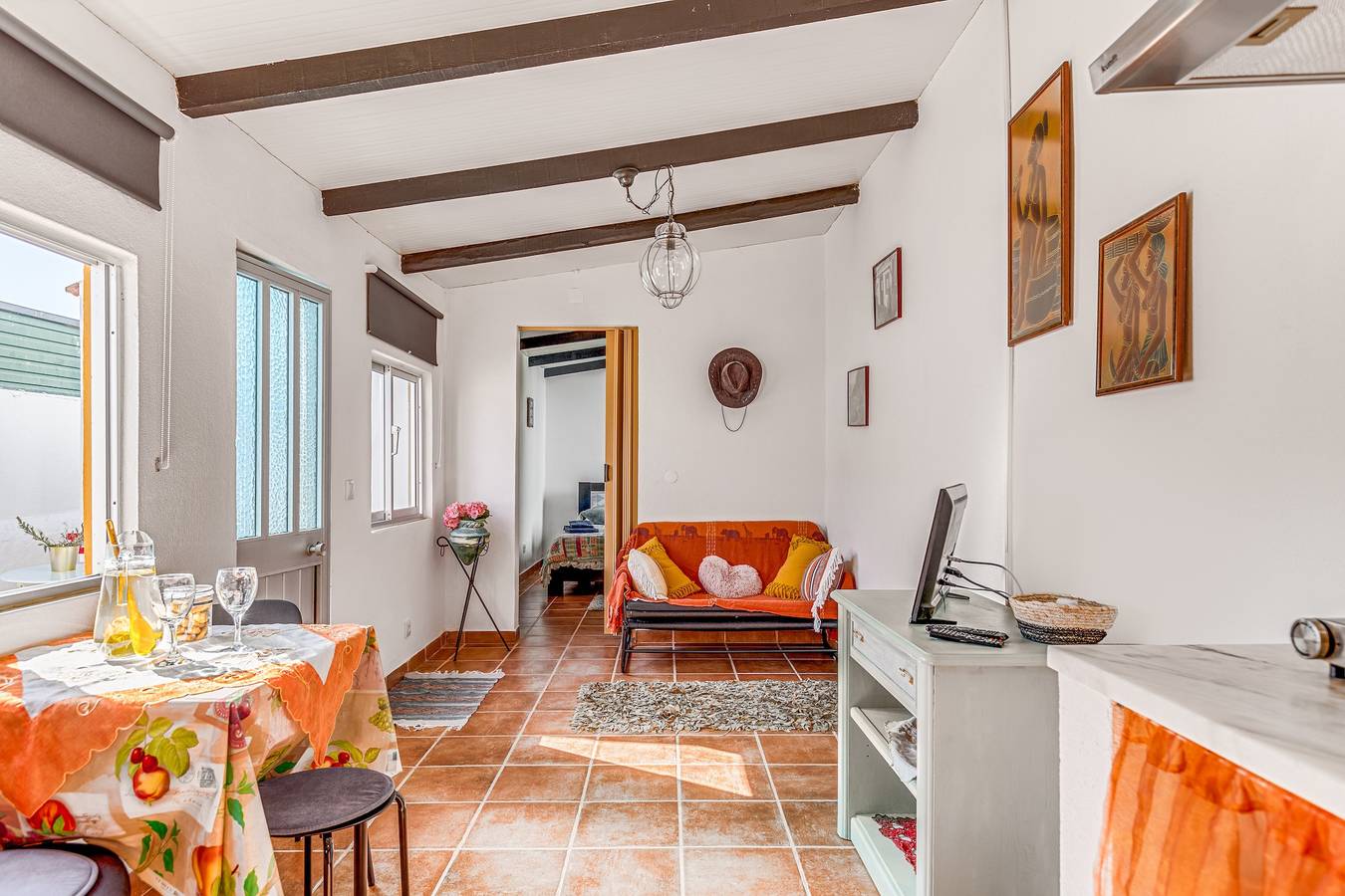 Ferienhaus "O Mundo Da Lua - Galinheiro" mit gemeinsamem Garten und Wlan in Setúbal, Halbinsel von Setúbal