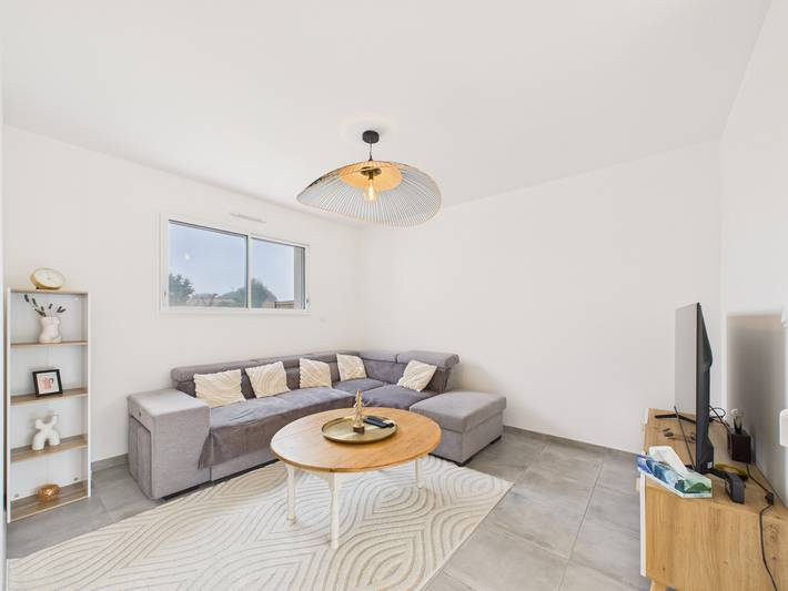 Location de vacances pour 8 personnes, avec terrasse et jardin à Saint-Vincent-sur-Jard - 2