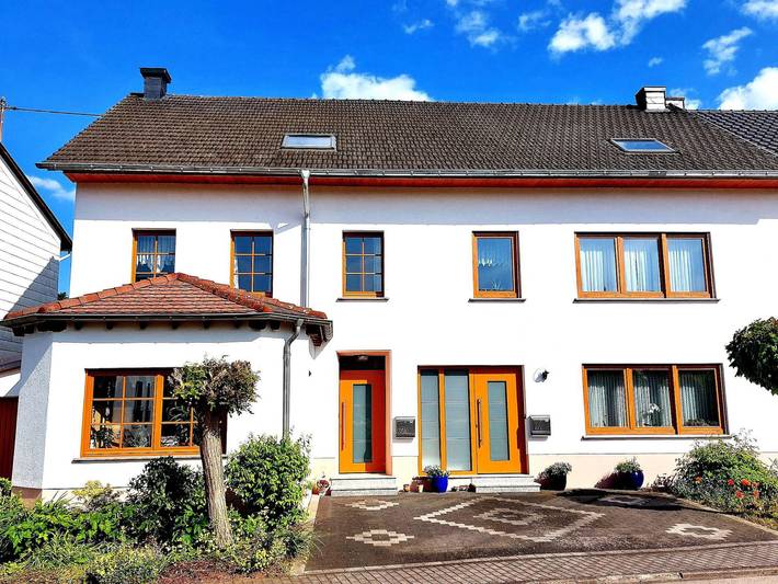 Ferienhaus für 7 Personen, mit Garten und Terrasse, kinderfreundlich in Saarburg und Umgebung