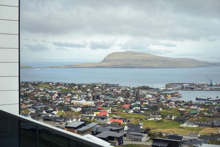 Lejlighedshotel for 4 personer, med balkon og udsigt i Færøerne