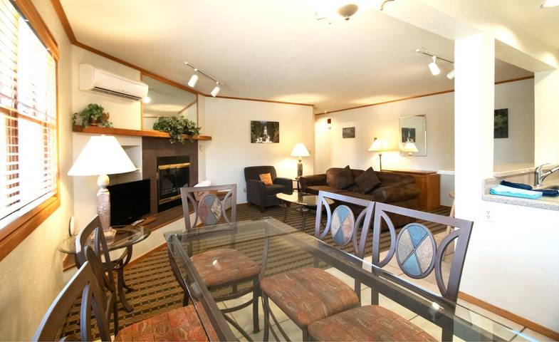 Apartamento entero, Sunburst Fractional Association in Steamboat Springs, Bosque Nacional Medicine Bow-Routt