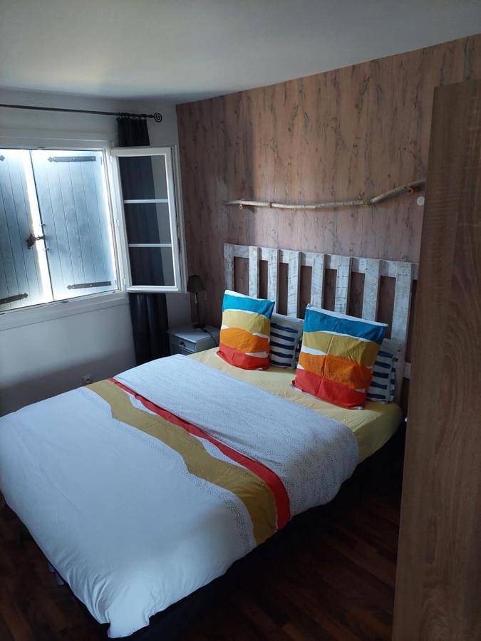 Location de vacances pour 6 personnes, avec jardin à Chaillevette - 4