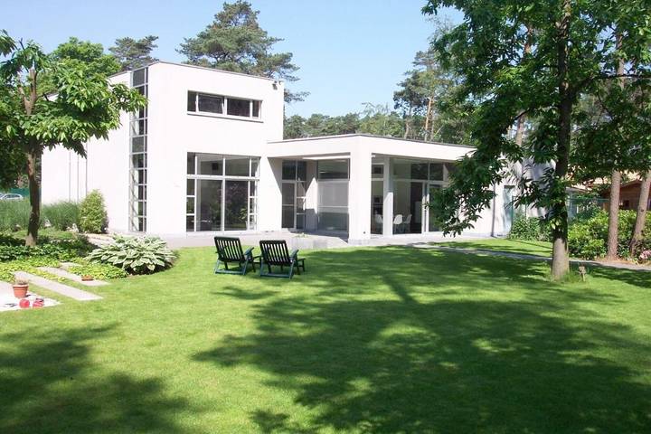 Location de vacances pour 2 personnes, avec Terrasse et Jacuzzi ainsi que Jardin et Sauna à Grobbendonk