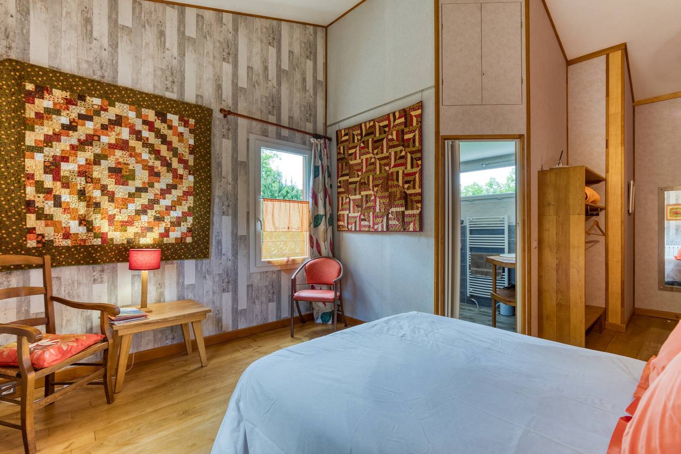 Chambre d’hôtes « Chambre Marissou » avec piscine partagée, terrasse et Wi-Fi in Soubès, Région de Lodève
