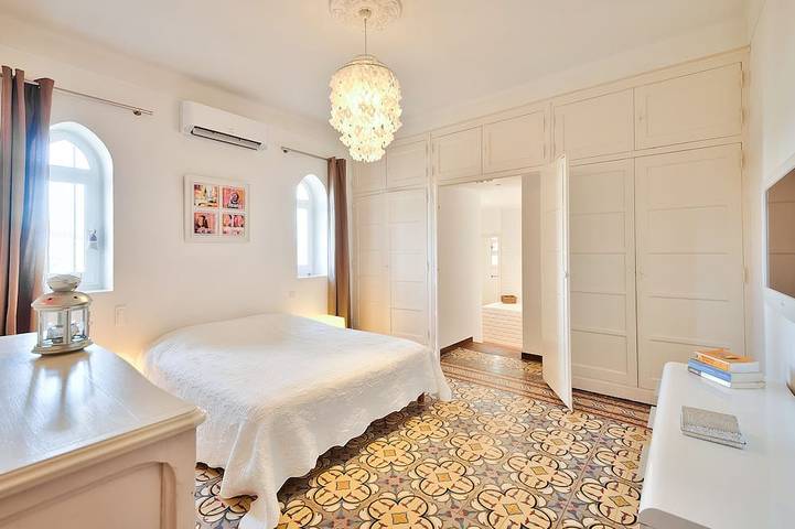 Location de vacances pour 10 personnes, avec Balcon et Jardin à Cabannes - 4