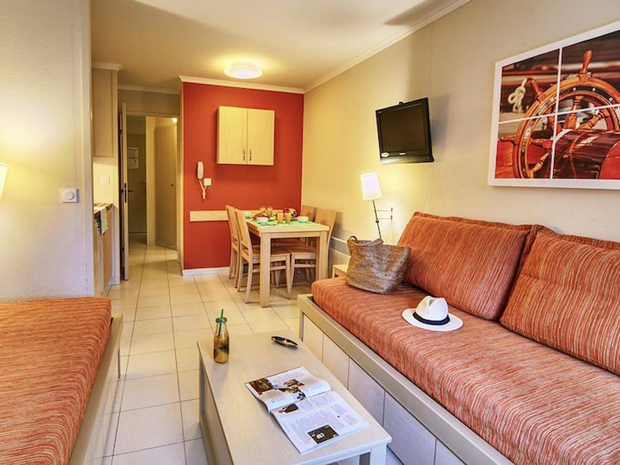 Pierre & Vacances Résidence L'Anse de Pramousquier - Studio 4 personen - Studio 4 Personen - 1 Schlafbereich - Terrasse oder Balkon in Pramousquier, Le Lavandou