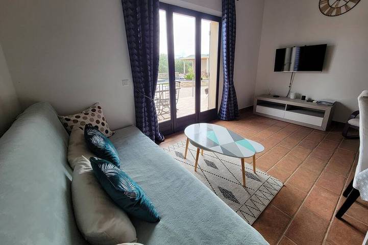 Maison d’hôte pour 4 personnes, avec jardin ainsi que piscine et jacuzzi à Le Luc - 3