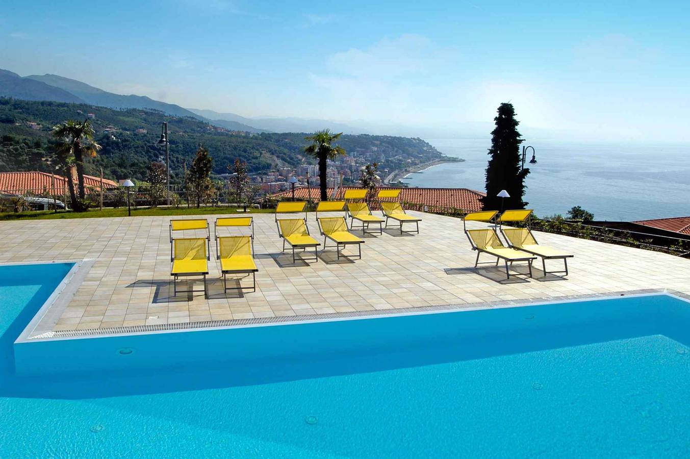 Appartamento intero, Appartamento per le vacanze con aria condizionata in Cogoleto, Riviera di Ponente