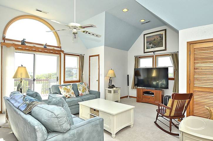 Vacation house for 9 people, with hot tub and yard, with pets in Outer Banks