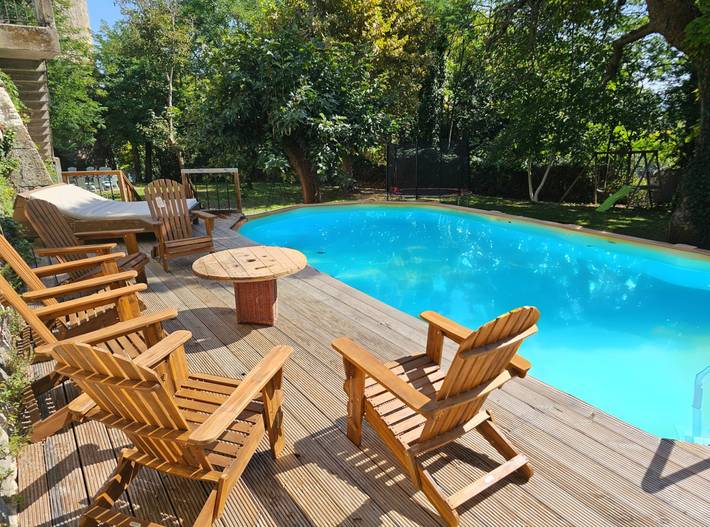 Gîte pour 20 personnes, avec terrasse ainsi que piscine et jardin dans le Lot-et-Garonne - 4