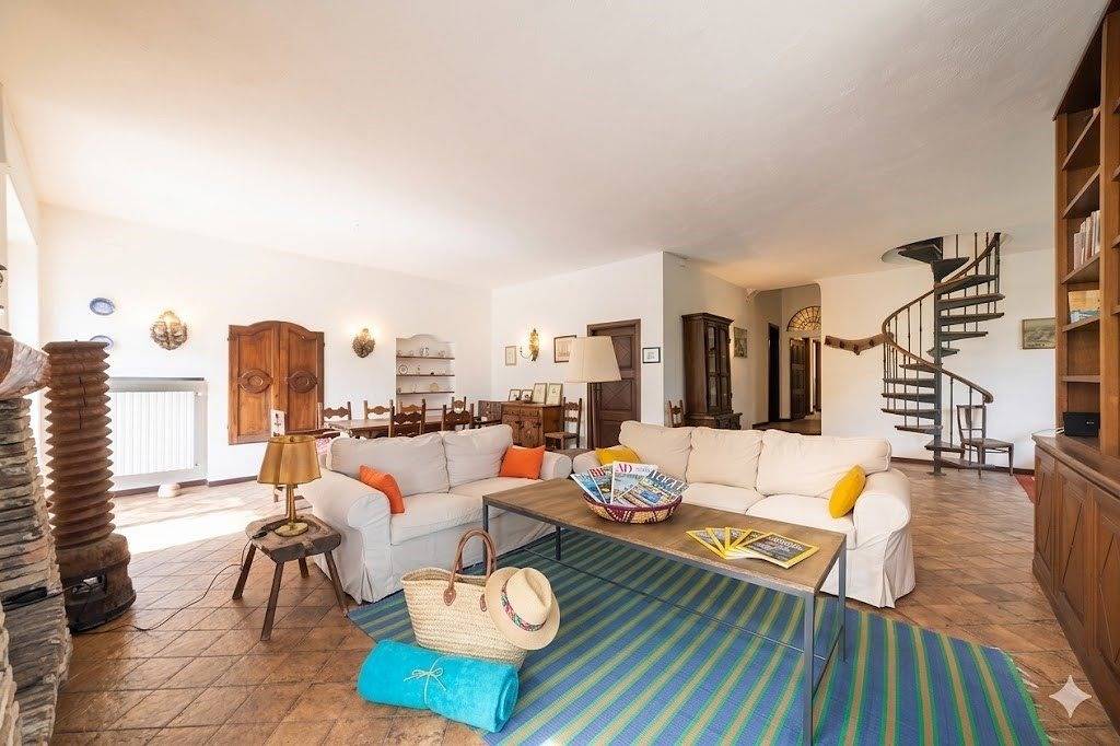 Freistehende Villa mit Klimaanlage | V05 in Torrazza (Imperia), Imperia