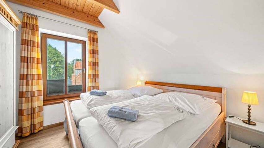 Ferienhaus für 6 Personen, mit Garten in Greetsiel - 4