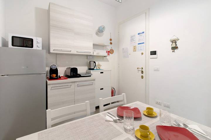 Gîte pour 6 personnes, avec balcon à Bari - 4