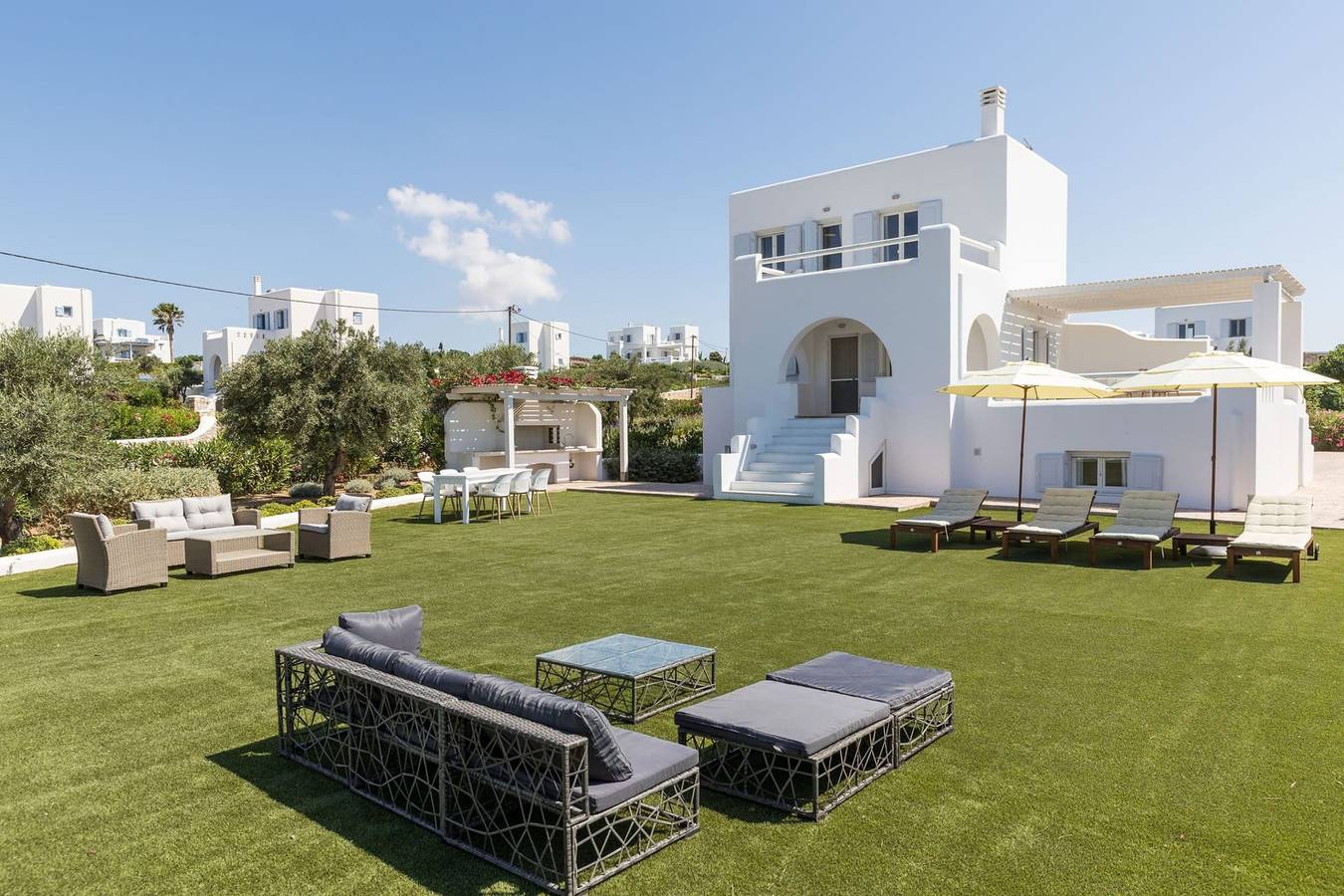 Sensational Naxos Villa | 5 Bedrooms | Villa Ayame | Spacious Outdoor Area in Pyrgaki, Naxos