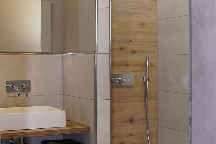 Ferienhaus für 4 Personen, mit Terrasse und Pool sowie Garten und Sauna in Wartburg - 3