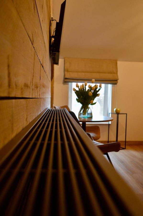 Location de vacances pour 2 personnes, avec piscine ainsi que sauna et jardin, animaux acceptés à Tongres - 4