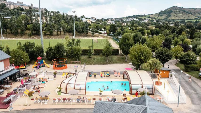 Camping für 5 Personen, mit Sauna und Pool sowie Terrasse in Midi-Pyrenäen - 2