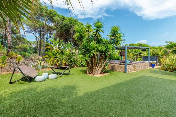 Chalet para 16 personas, con piscina además de vistas y jardín en Provincia de Gerona - 3