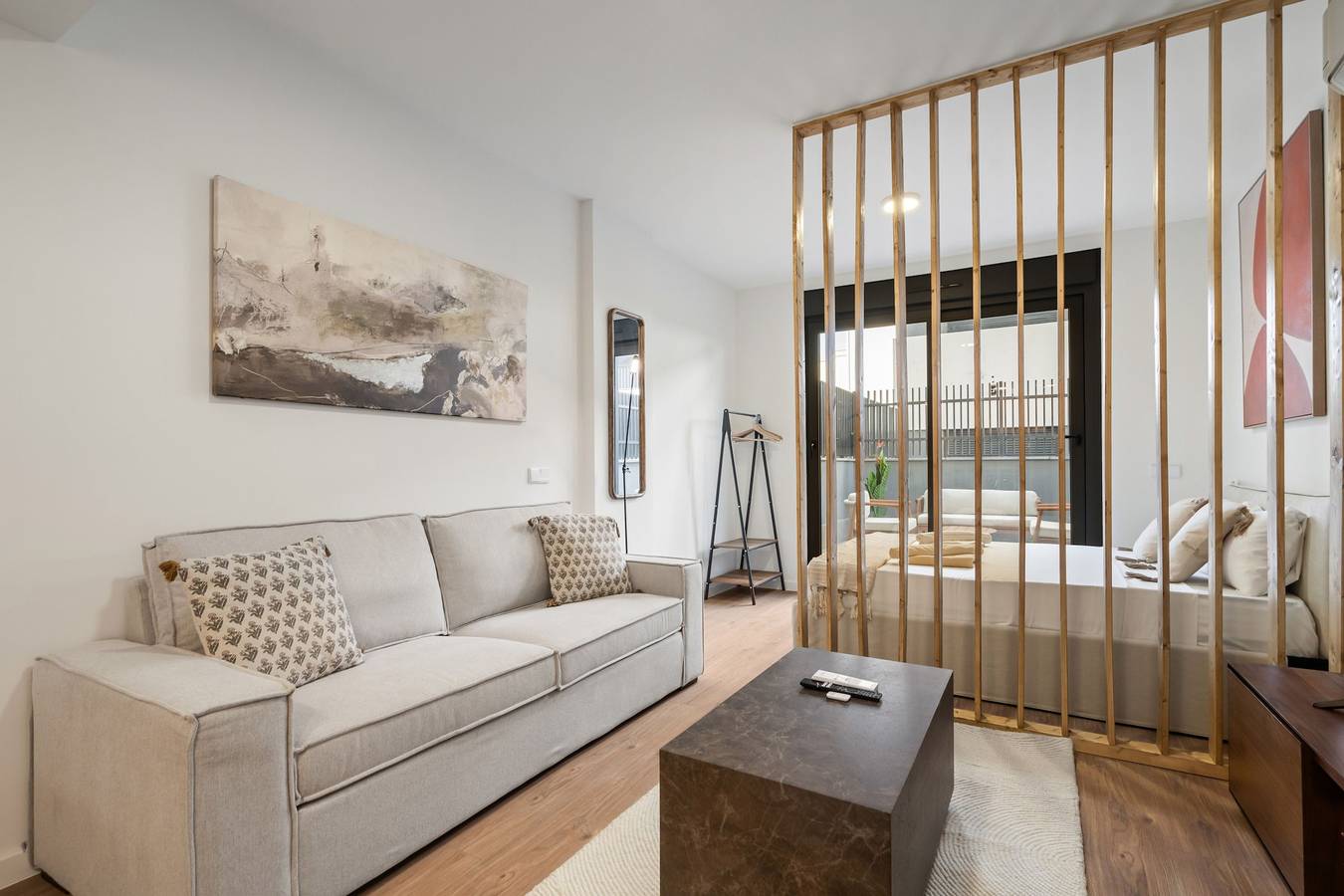 Entire apartment, Exclusivo apartamento con terraza privada, piscina, gimnasio y coworking in San Sebastián de los Reyes, Madrid Province