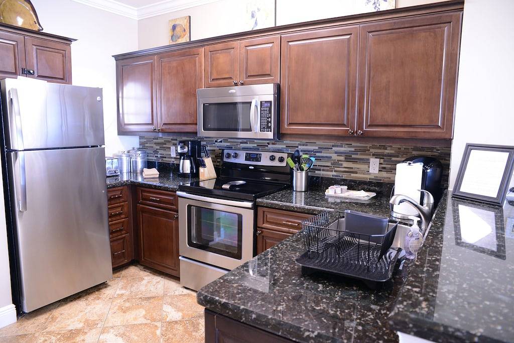 Ganze Wohnung, 3Br / 3Ba Sunset Cottage befindet sich in den Dörfern von Hawks Cay in Duck Key, Monroe County