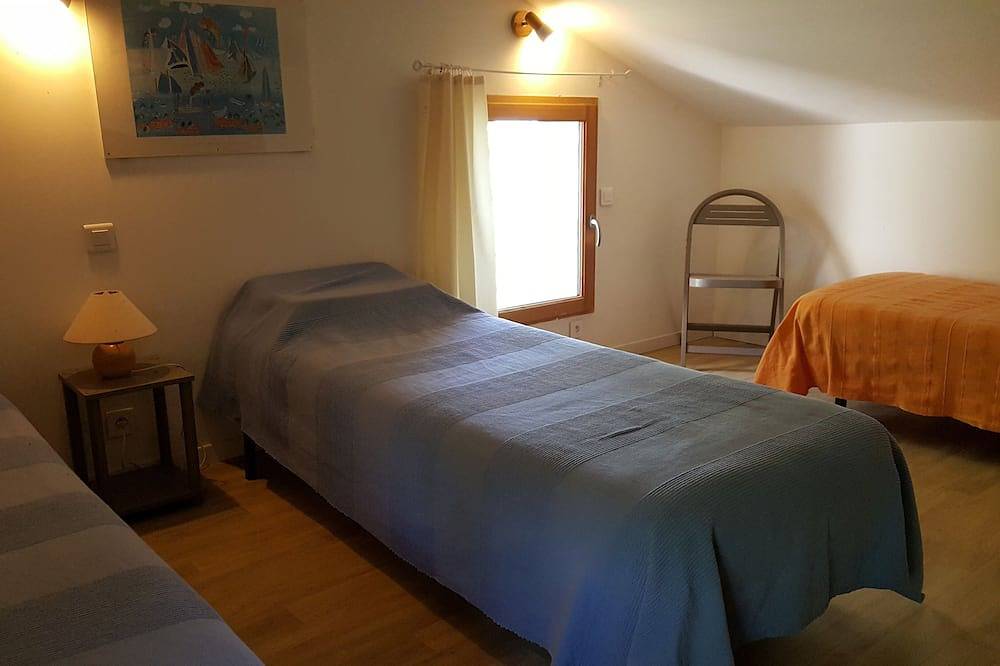 Corsica del Sud, mare, piedi nell'acqua, terreno rialzato, 10pers! in Zonza, Sartène e dintorni