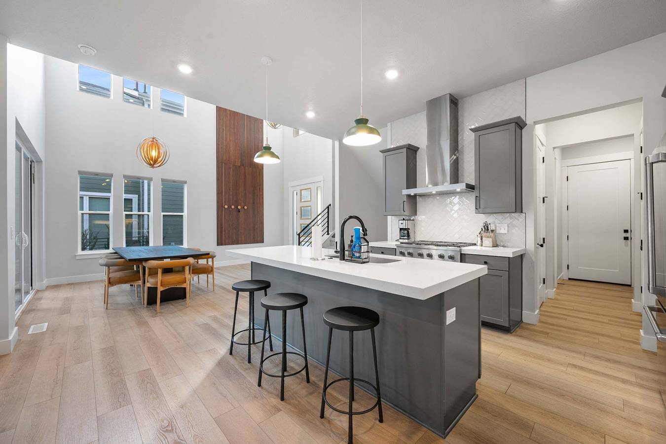 Ski Chalet Chic Retreat with Hot Tub in Uinta Wasatch Cache National Forest