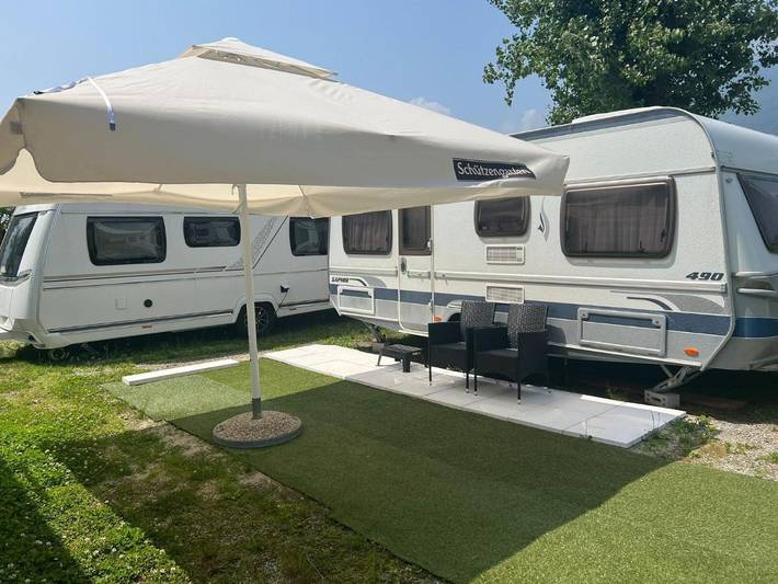 Camping für 4 Personen im Ticino