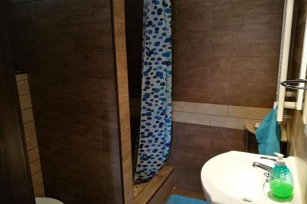 Ganze Wohnung, Studio- Villa 2 - Ein Schlafzimmer Wohnung, Schläft 2 in Siofok, Siófok und Umgebung