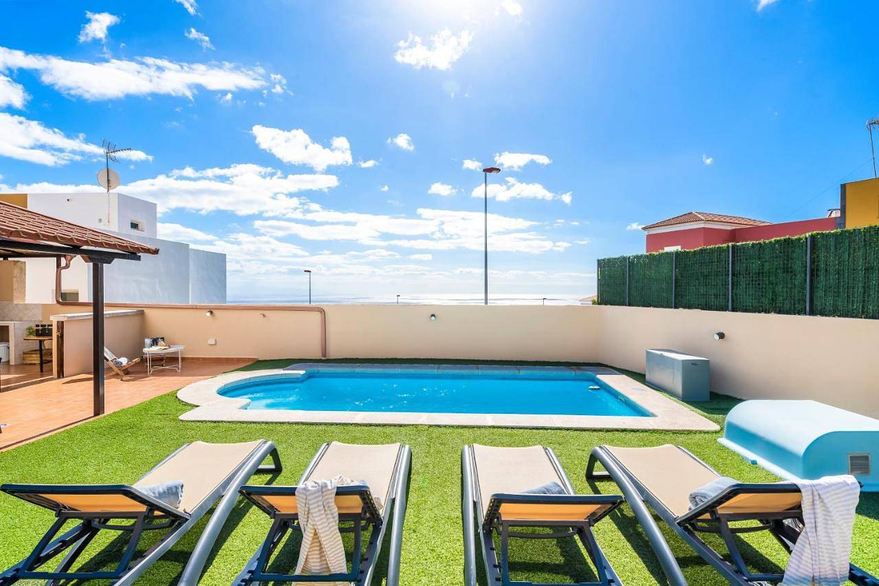 Three-Bedroom Villa in Candelaria, Tenerife Sur