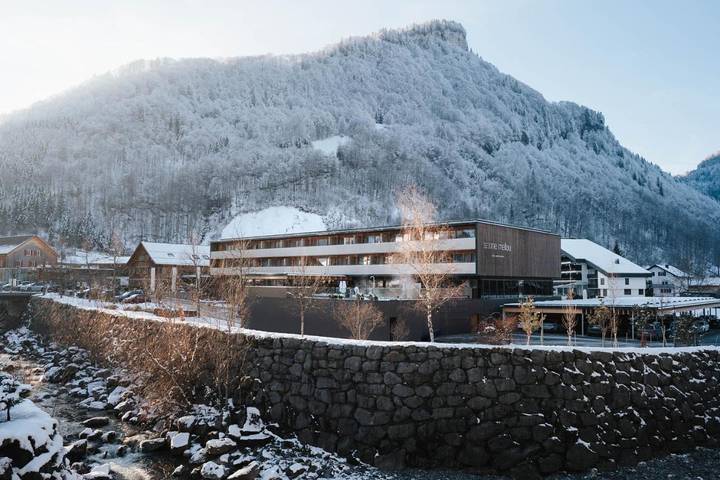 Hôtel pour 2 personnes, avec piscine et jacuzzi ainsi que sauna et jardin