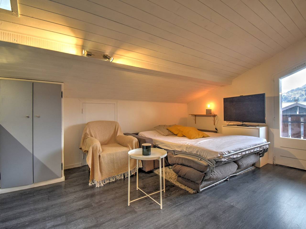 Apartamento entero, Luminoso apartamento de 2 habitaciones con balcón y aparcamiento in Montriond, Les Portes du Soleil