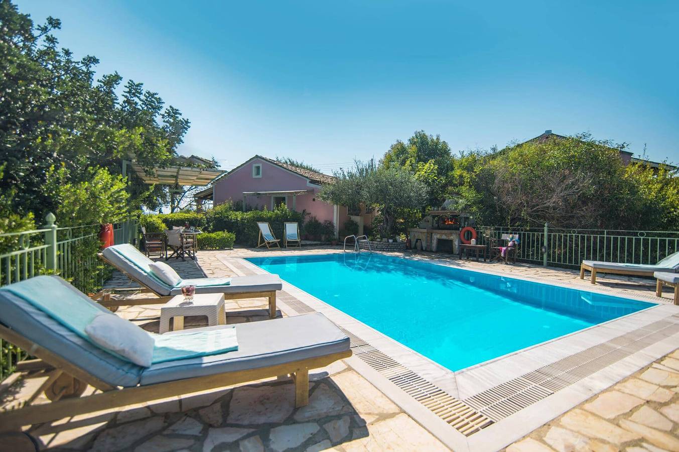 Villa Mistral Cottage by Villa Plus in Agios Stefanos (Corfu), Corfu