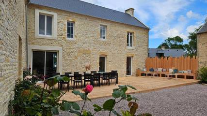 Cottage pour 14 personnes, avec jardin et vue, adapté aux familles à Longues-sur-Mer