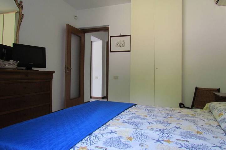 Casa De Angelis avec parking privé et accès direct à la plage in Spiaggia di Sovarano, Maiori