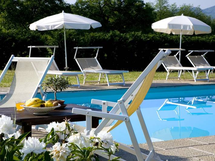 Location de vacances pour 10 personnes, avec jardin ainsi que piscine et terrasse, animaux acceptés à Poppi - 3