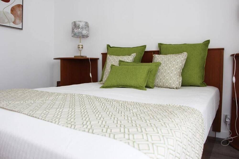 Entire apartment, Arruda Luxury Apartment With Ac in Cascais e Estoril, Costa de Lisboa