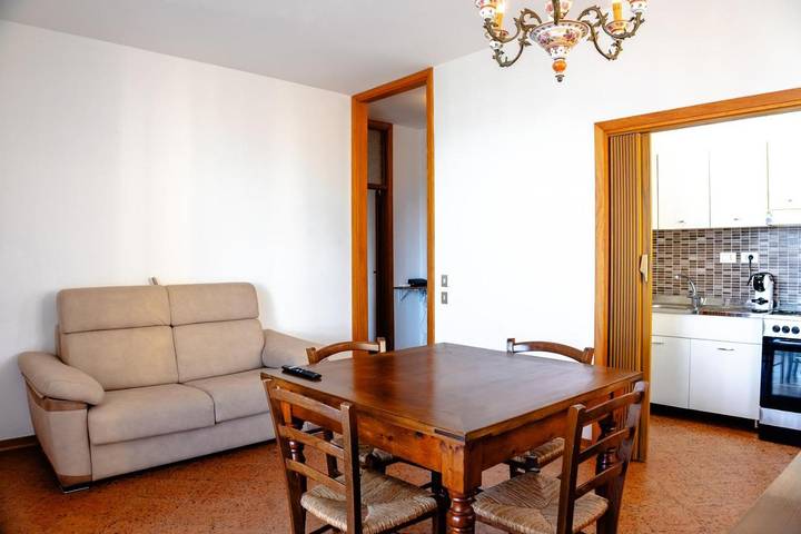 Gîte pour 6 personnes, avec balcon et vue à Lido Adriano - 4